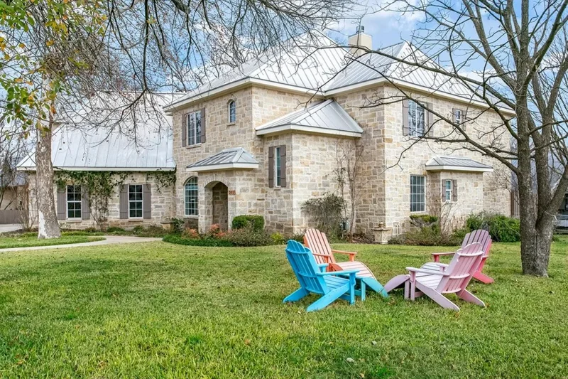 201 N Cherry Street, Fredericksburg, Texas, United States. - Photo 20