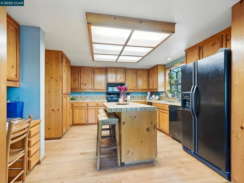 2000 Curry Canyon Rd, Clayton, California, United States. - Photo 12