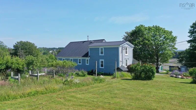 647 Blue Rocks Road, Garden Lots, Nova Scotia, Canada. - Photo 10