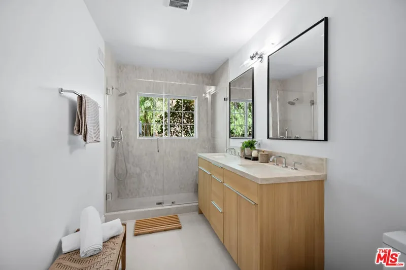 2206 Outpost Drive, Los Angeles, California, United States. - Photo 12