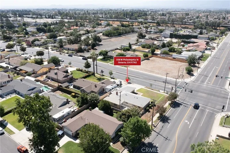 558 W W. Philadelphia St, Ontario, CA 91762, Ontario, California, United States. - Photo 37