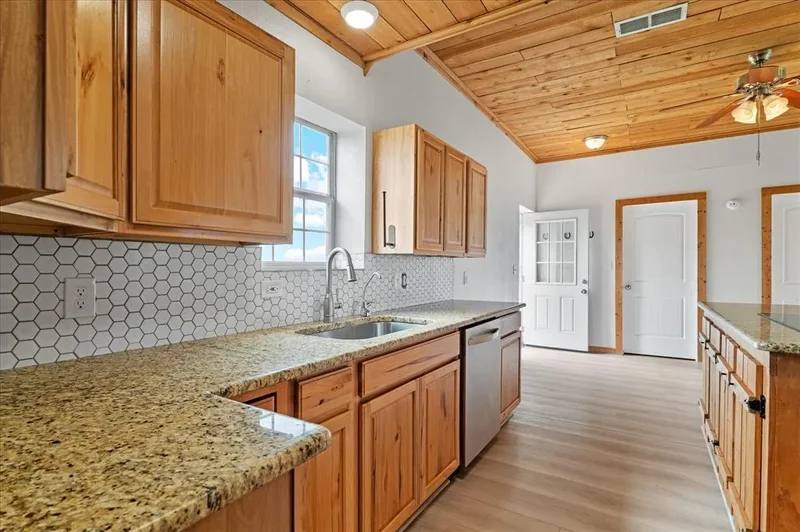 3300 Airport Road, Tioga, Texas, United States. - Photo 4
