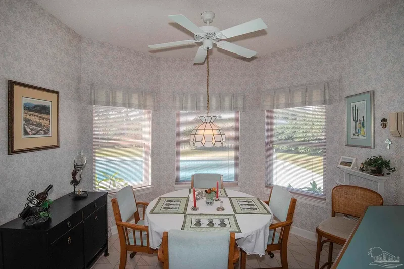 4 Bedrooms Single Family Detached