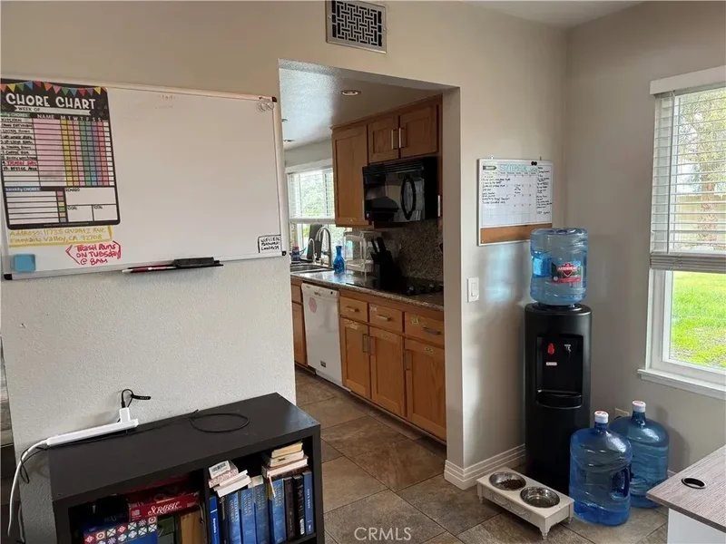 11735 Quartz, Fountain Valley, California, United States. - Photo 6