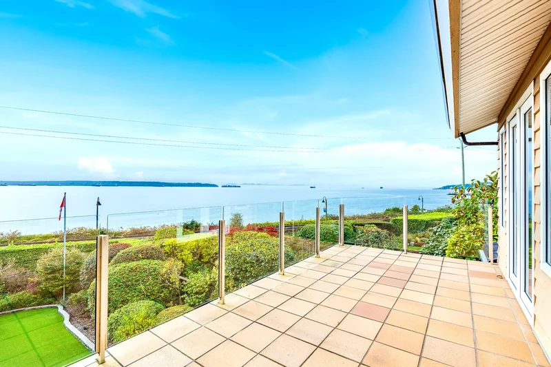 2328 Bellevue Ave, West Vancouver, BC V7V 1C8, Canada, West Vancouver, British Columbia, Canada. - Photo 15
