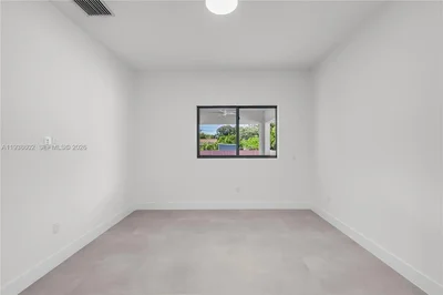 Thumbnail 31