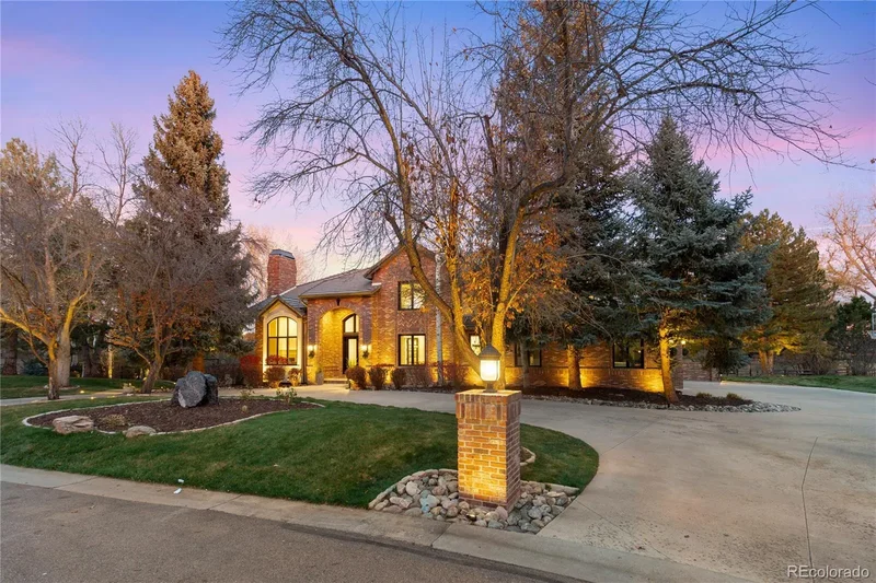 Single Family Residence in Greenwood Village