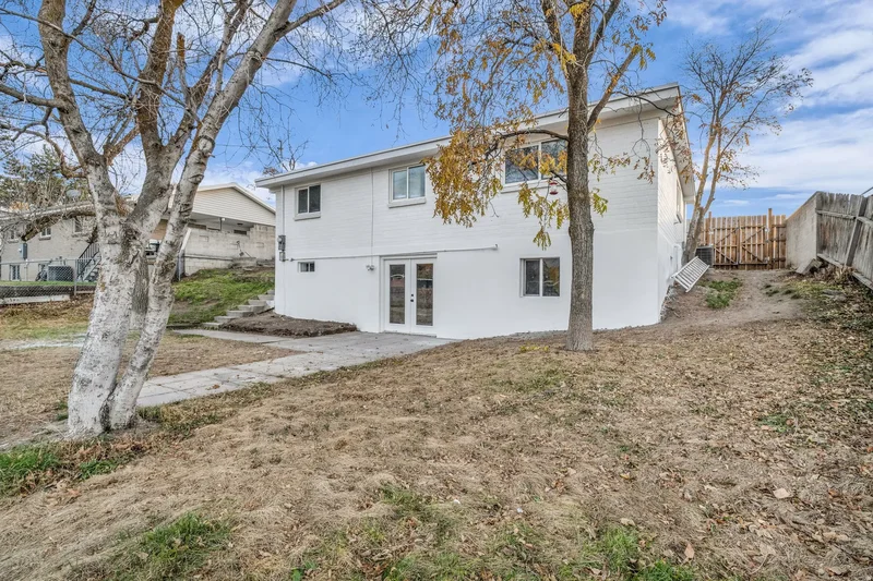 941 E CARNATION DR, Sandy, Utah, United States. - Photo 33