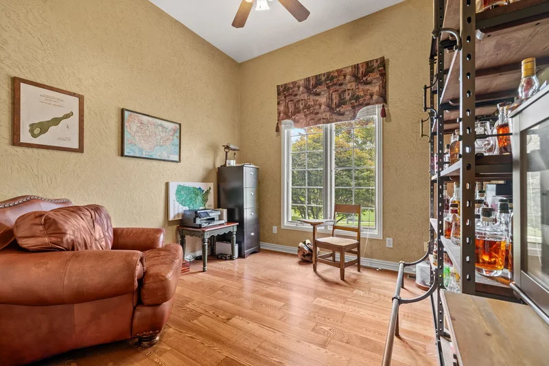 3094 W Cedarbluff Drive, Springfield, MO 65810, Springfield, Missouri, United States. - Photo 28