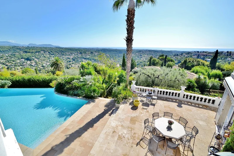 Vence, Provence-Alpes-Côte d'Azur, France. - Photo 11