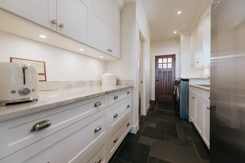 6035 Silverstone Lane, Sechelt, BC V7Z 0T8, Sechelt, British Columbia, Canada. - Photo 19