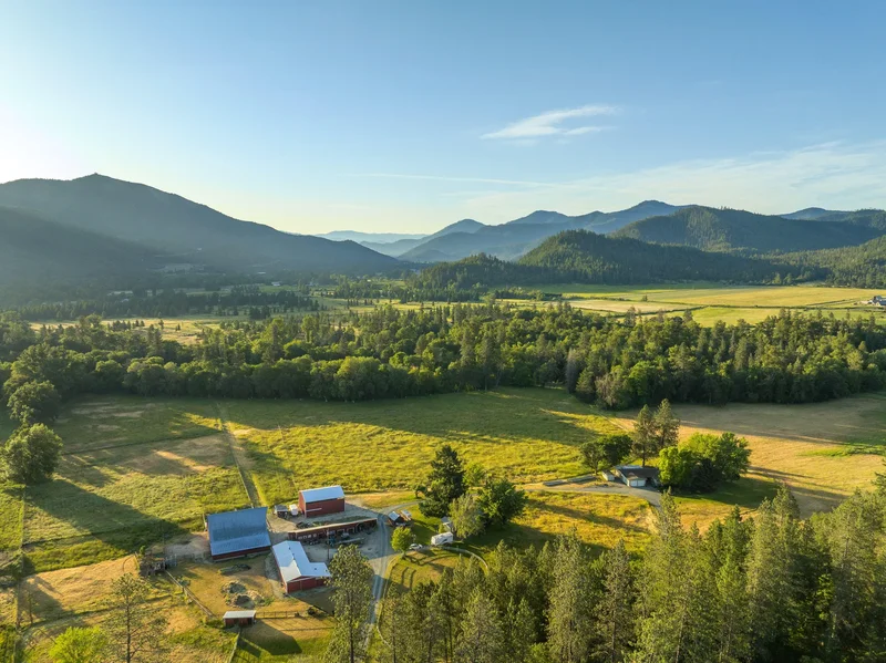 701 Messinger, Grants Pass, OR, 97527, USA, Grants Pass, Oregon, United States. - Photo 54