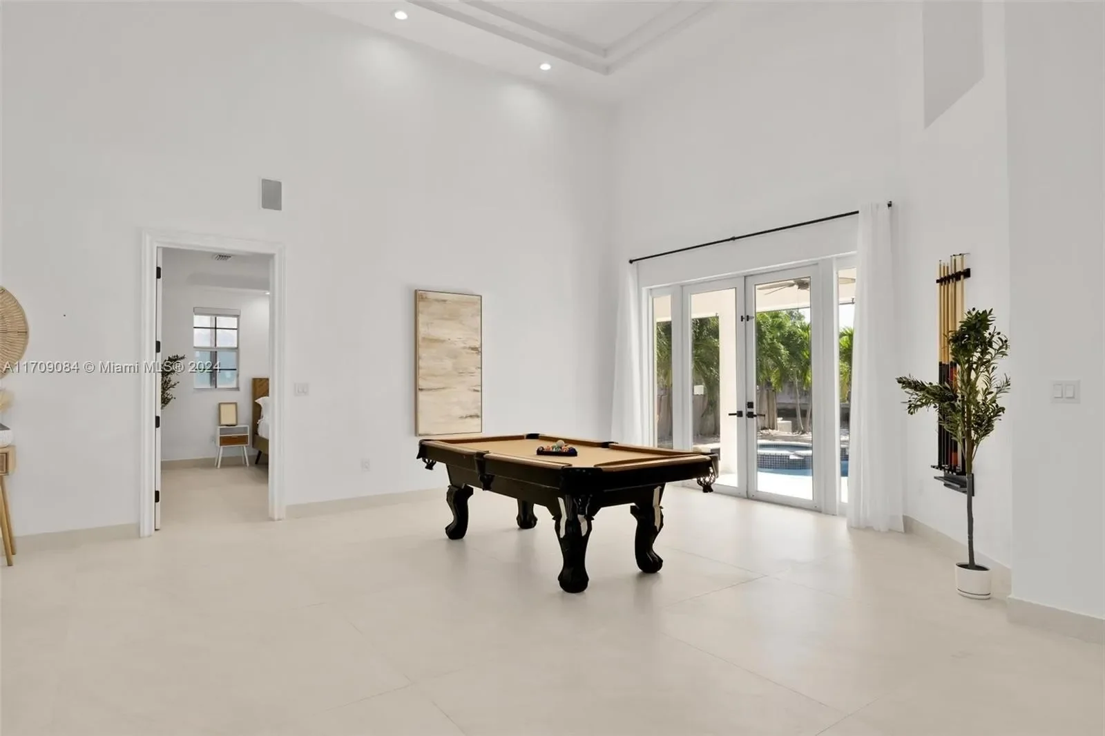 Gallery photo 8
