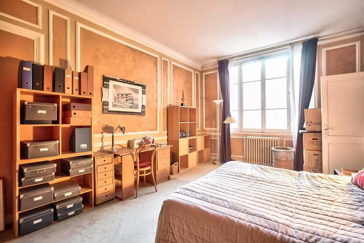 Paris, Île-de-France, France. - Photo 7