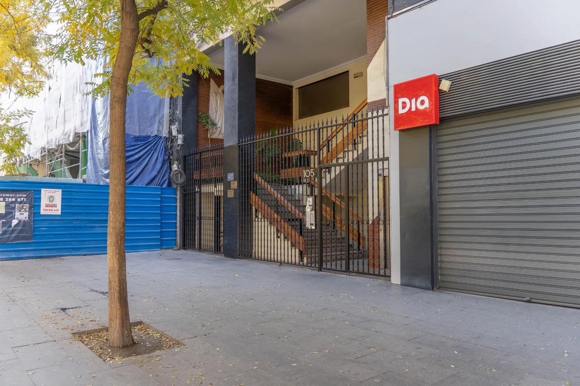 Exterior photo 3