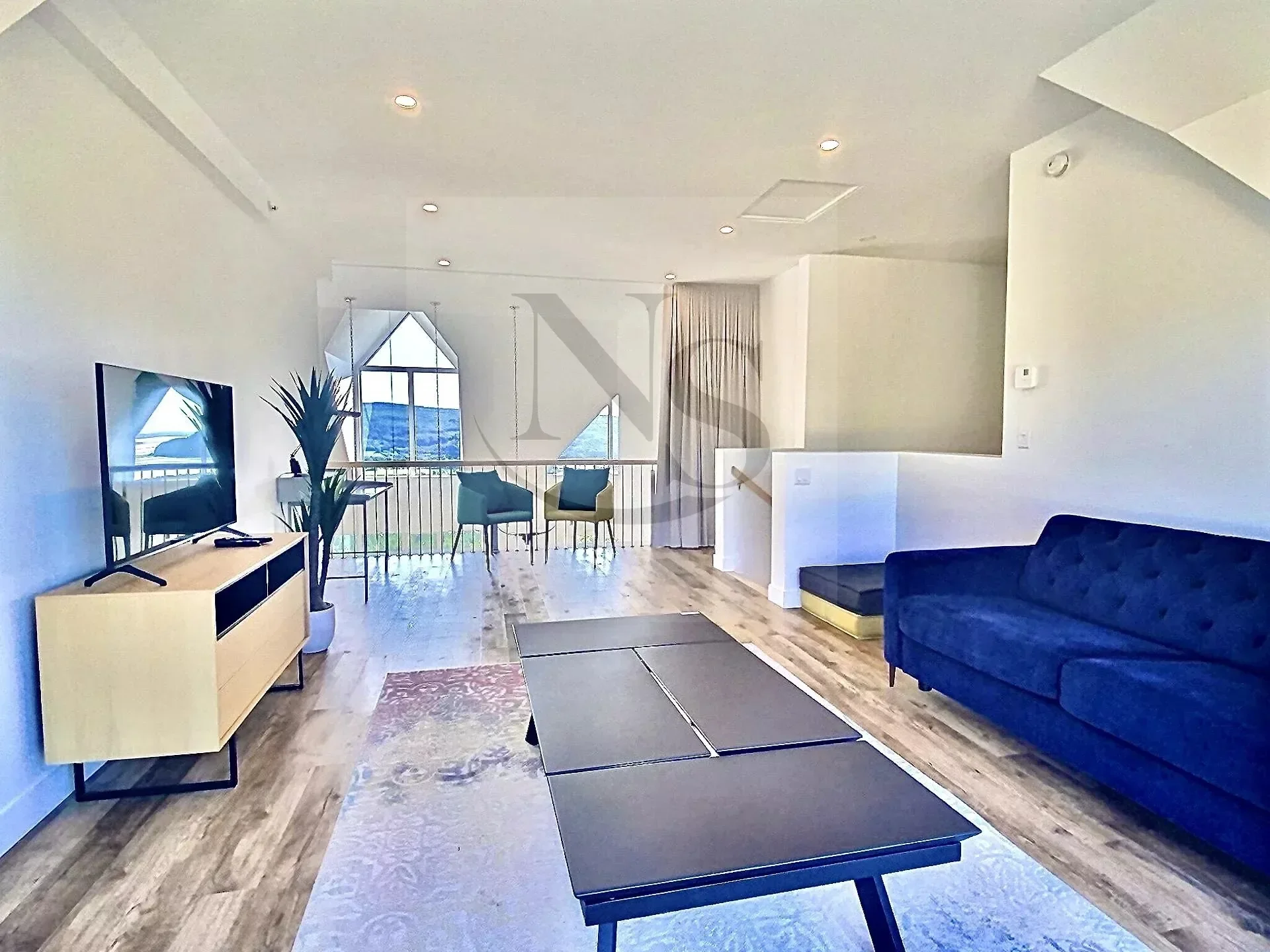 Gallery photo 10