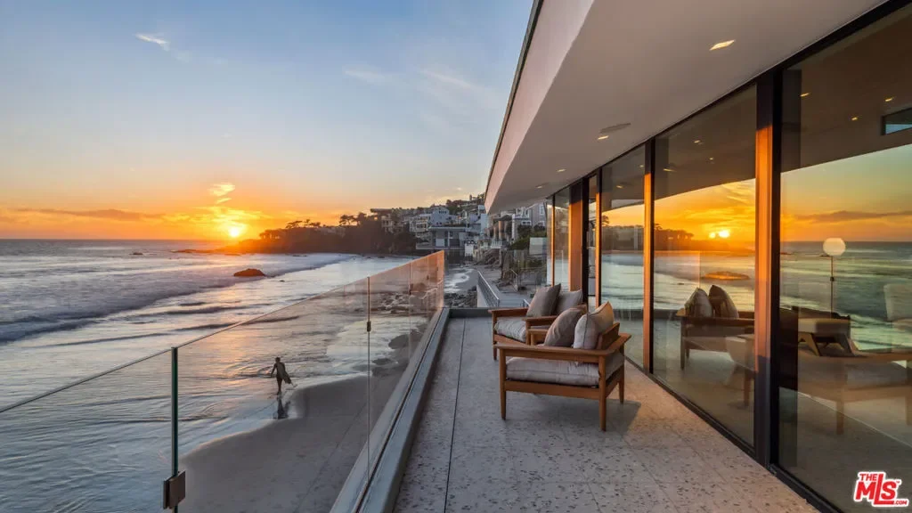 31388 Broad Beach Road, Malibu, California, United States. - Photo 15