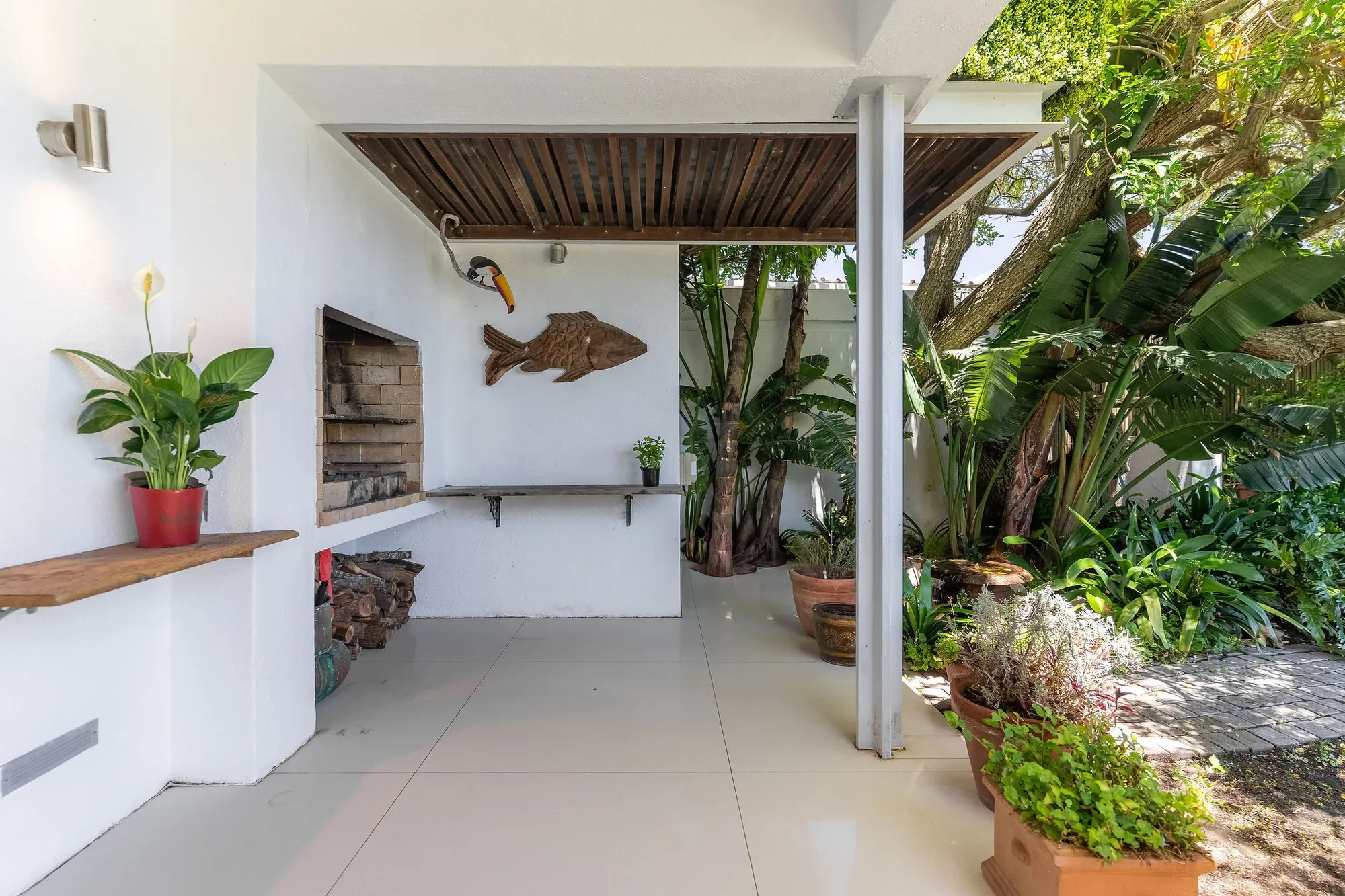 24 Rontree Ave, Bakoven, Cape Town, 8005, South Africa, Cape Town, Western Cape, South Africa. - Photo 17