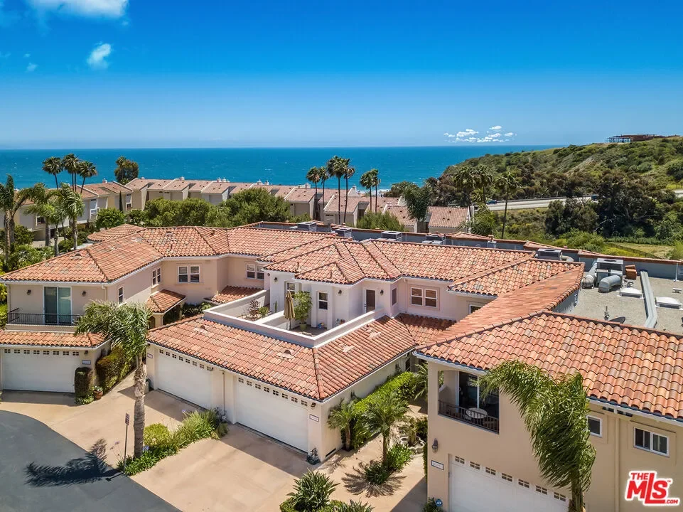 23949 De Ville Way, Malibu, California, United States. - Photo 25