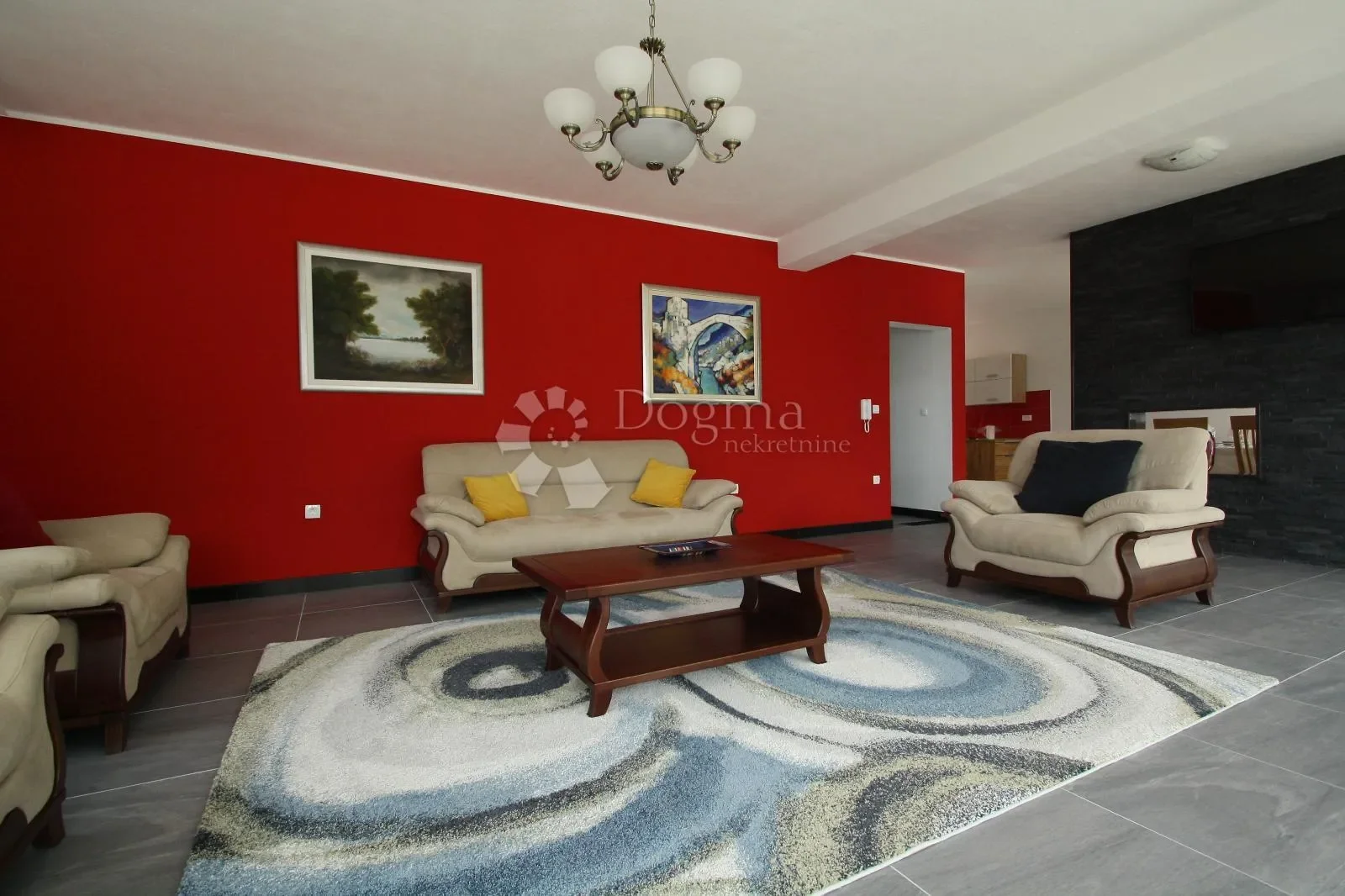 Gallery photo 6