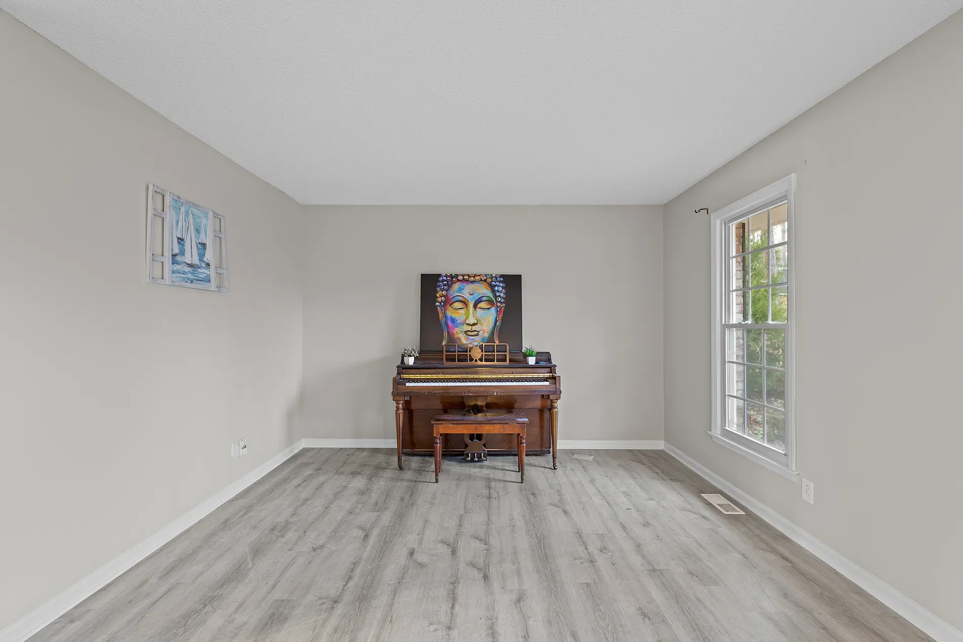 Gallery photo 11