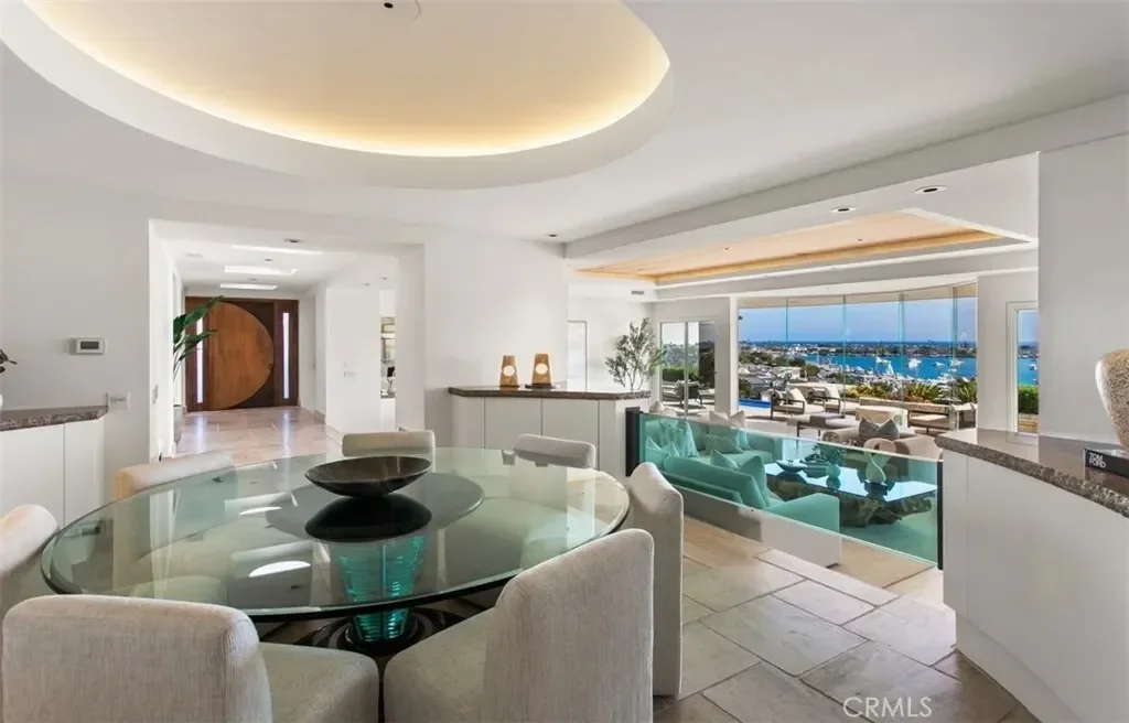 1535 Dolphin Terrace, Newport Beach, California, United States. - Photo 14