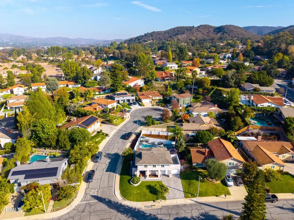 214 Poplar Crest Avenue, Newbury Park, CA 91320, Thousand Oaks, California, United States. - Photo 1