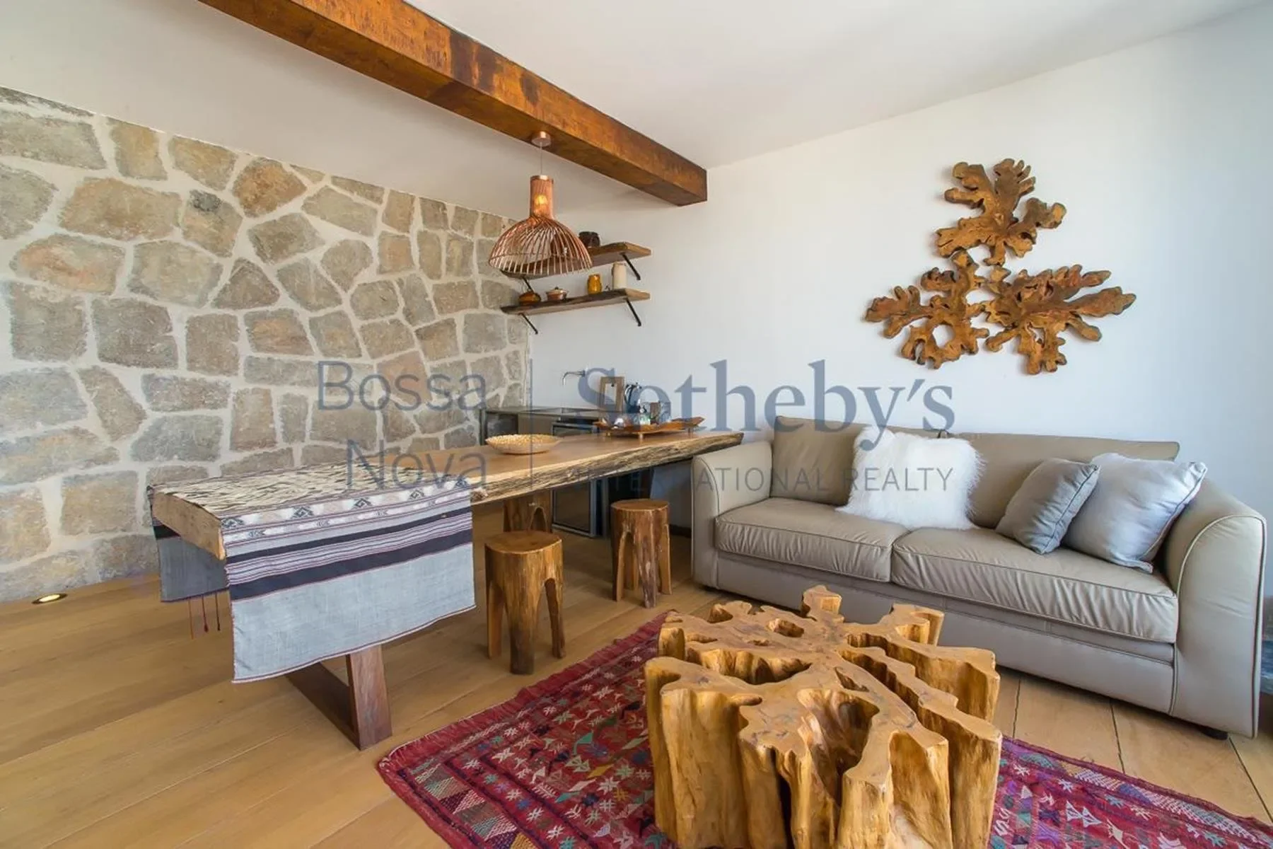 Gallery photo 9