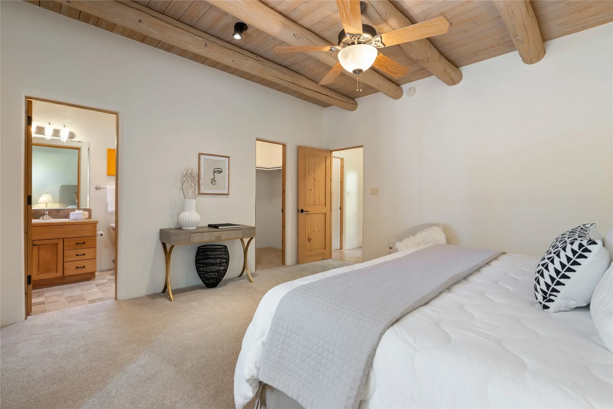 107 W Wildflower Drive, Santa Fe, NM 87506, Santa Fe, New Mexico, United States. - Photo 26