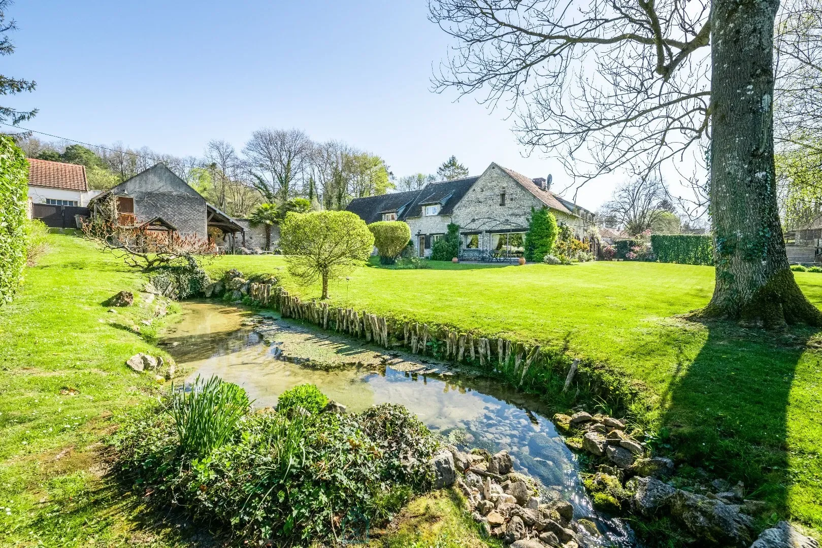 Property photo 11