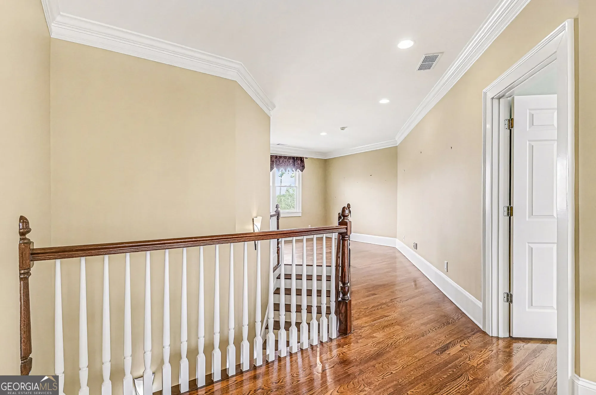 Gallery photo 10