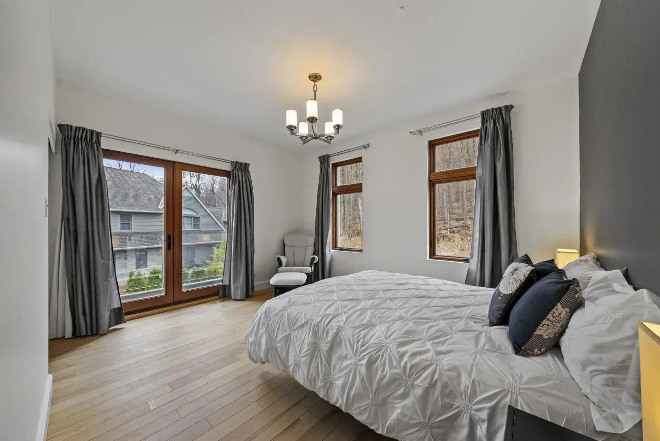 553 du Sommet, Mont-Saint-Hilaire, Quebec, Canada. - Photo 19