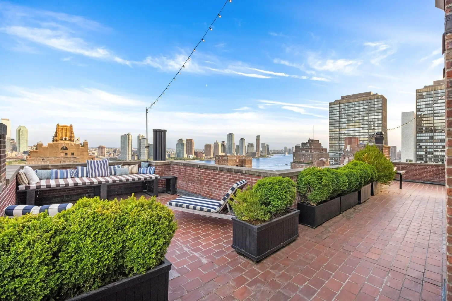 Southgate, 400 E 52ND ST, New York, New York, United States. - Photo 14