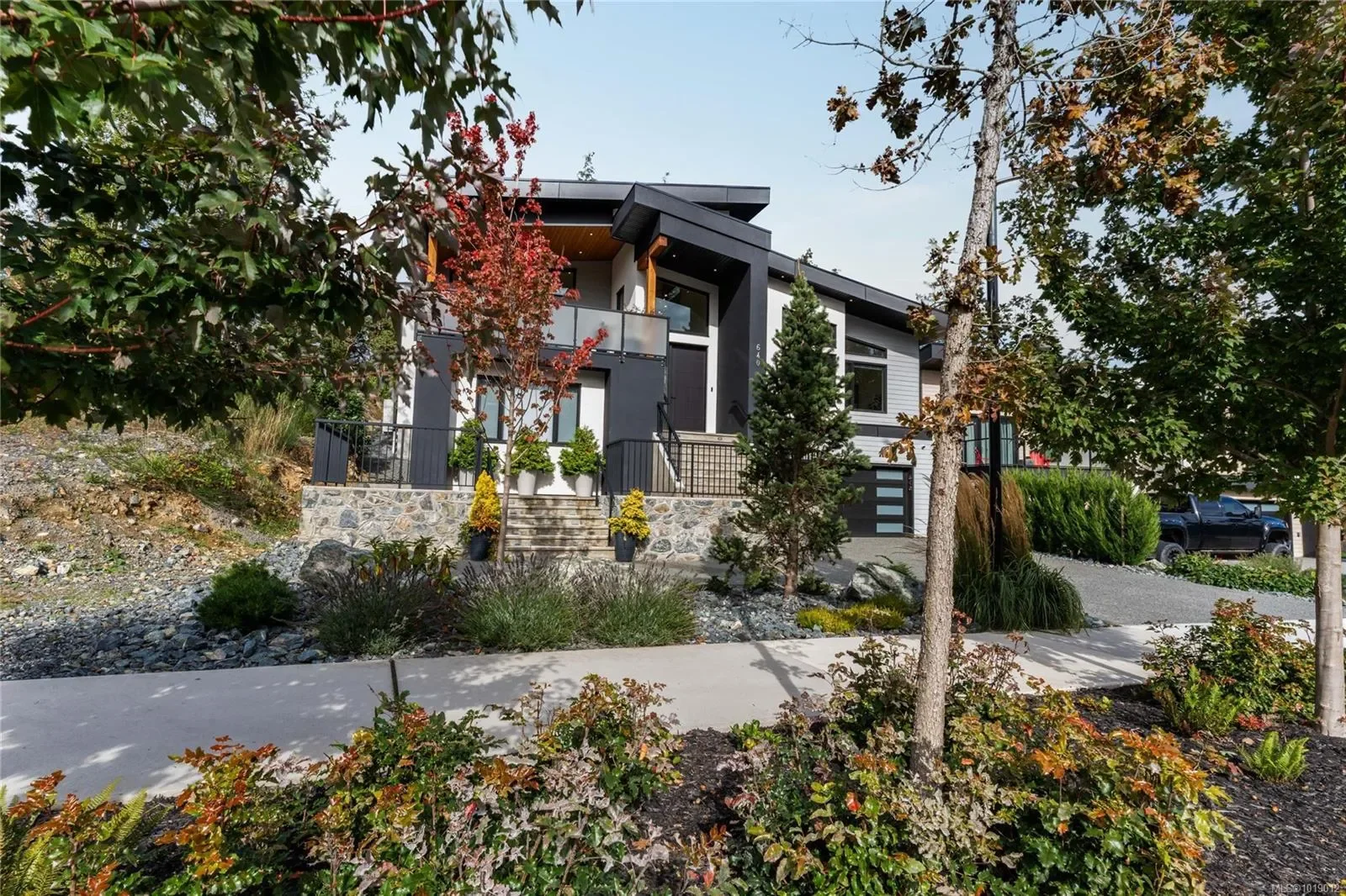 640 Medalist Ave, Colwood, British Columbia, Canada. - Photo 20