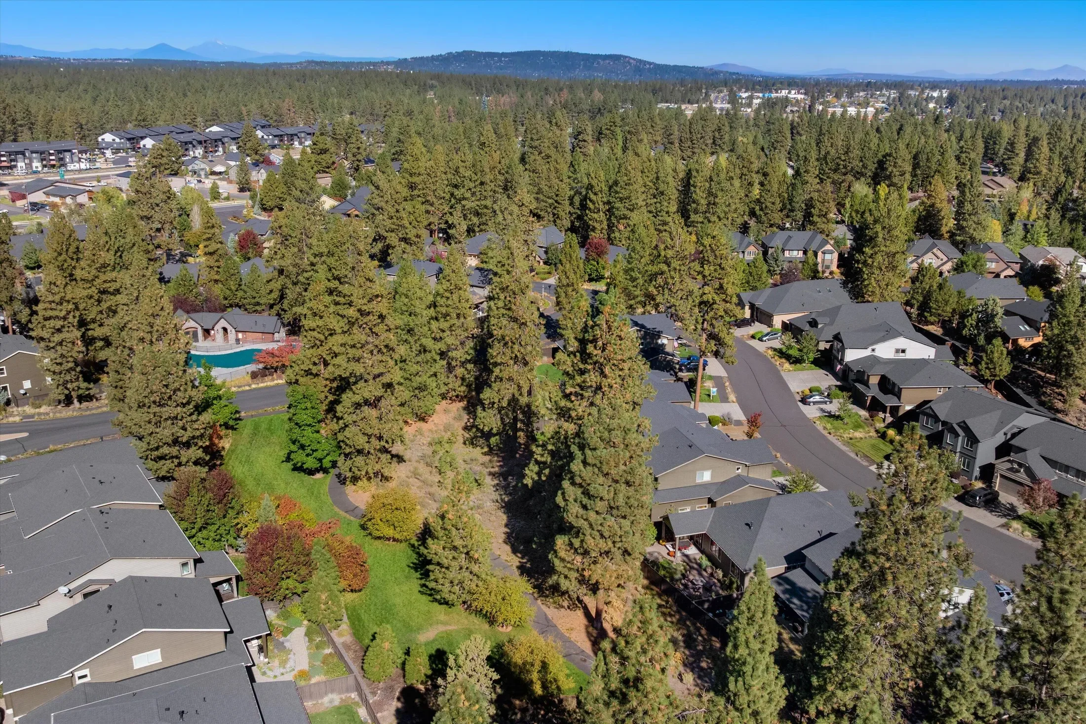 60208 Rolled Rock Way, Bend, Oregon, United States. - Photo 36