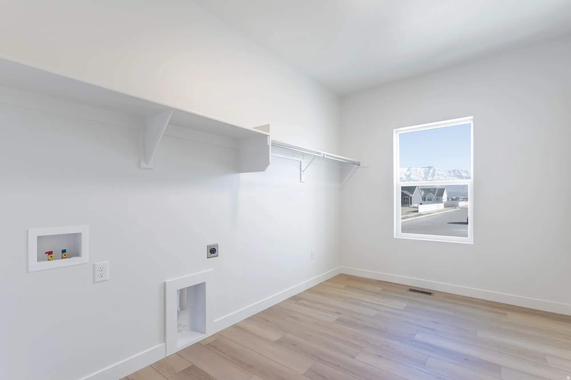 3047 N 2875 W 7, Plain City, UT, United States. - Photo 15