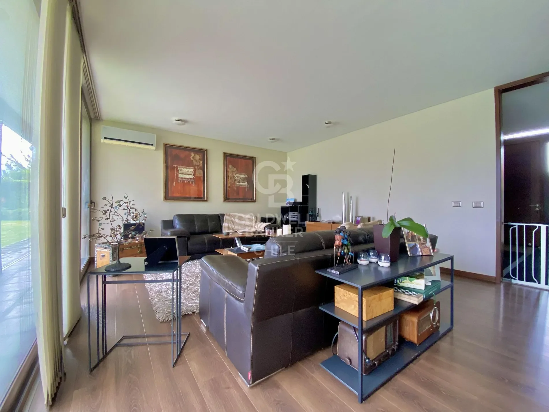 Gallery photo 5