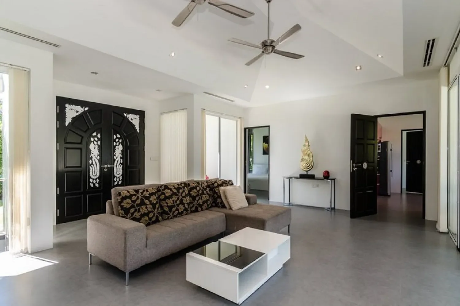 Gallery photo 12