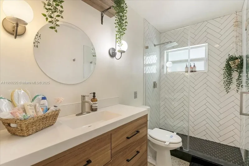 1710 SW 29th Ave, Miami, FL 33145, Miami, Florida, United States. - Photo 8