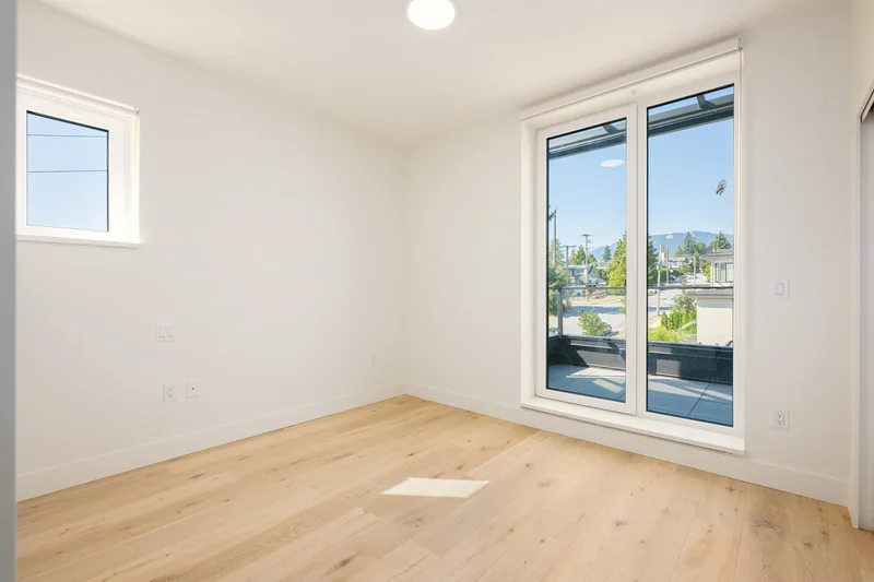 610 E 3rd Street TH6, North Vancouver, British Columbia, Canada. - Photo 27
