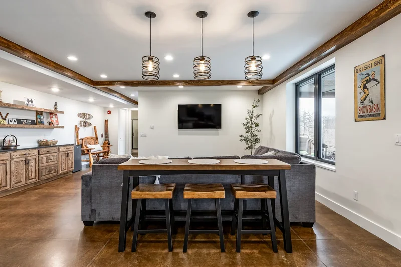 5842 Snow Basin Rd, Huntsville, UT 84317, Huntsville, Utah, United States. - Photo 35