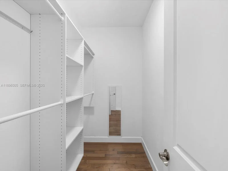 8501 SW 68th St Rd, Miami, Florida, United States. - Photo 26