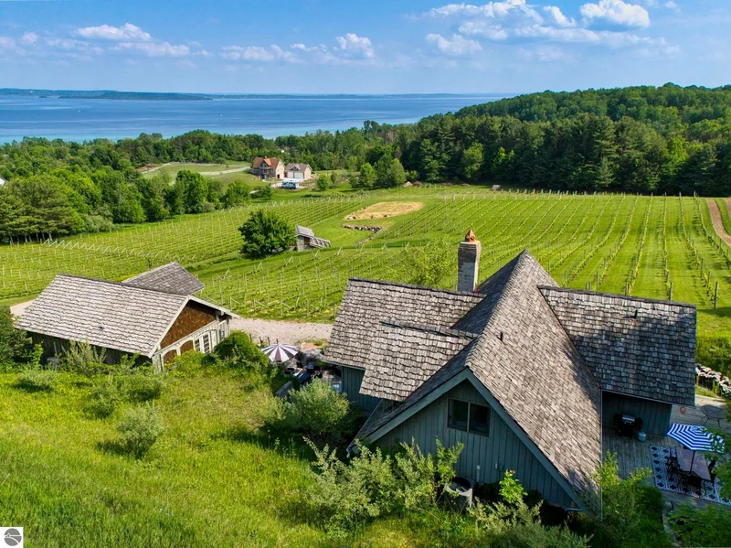 10702 E Hill Top Road, Suttons Bay, MI, 49682, USA, Suttons Bay, Michigan, United States. - Photo 21