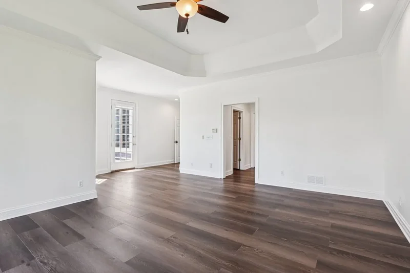 6605 Oakwood Manor Drive, Crystal Lake, Illinois, United States. - Photo 39