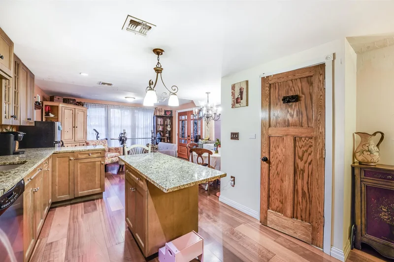 372 5th St, Jc, Downtown, NJ 07302, Jersey City, New Jersey, United States. - Photo 8