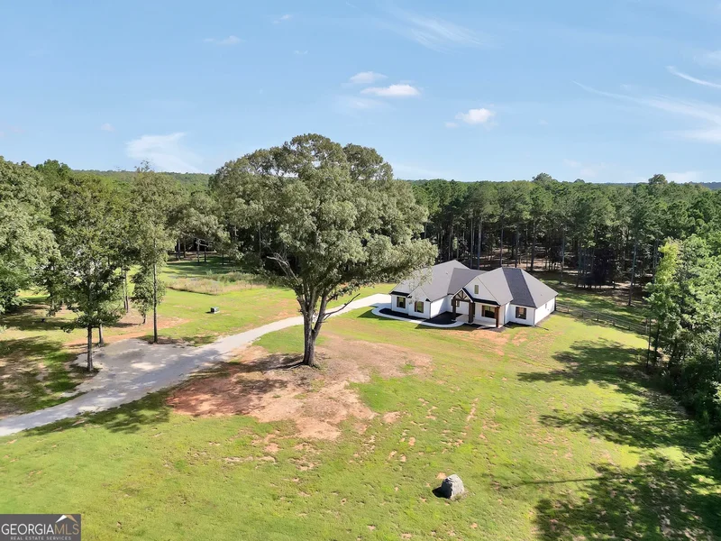 Milner, Georgia, United States. - Photo 6
