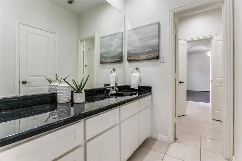 6159 Velasco Avenue, Dallas, Texas, United States. - Photo 21