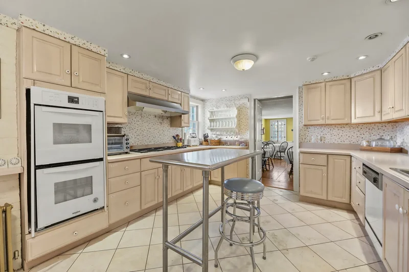 802 State Rd, Richmond, MA 01254, Richmond, Massachusetts, United States. - Photo 41