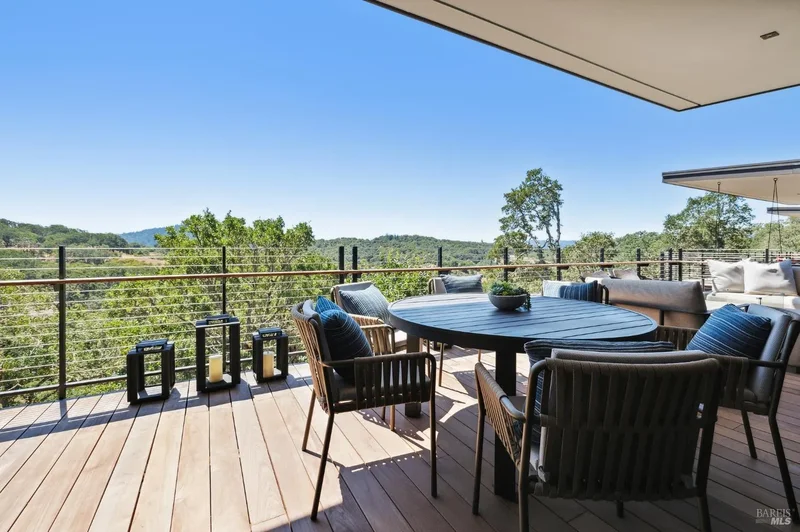 160 Woodlands Drive SE, Healdsburg, California, United States. - Photo 18