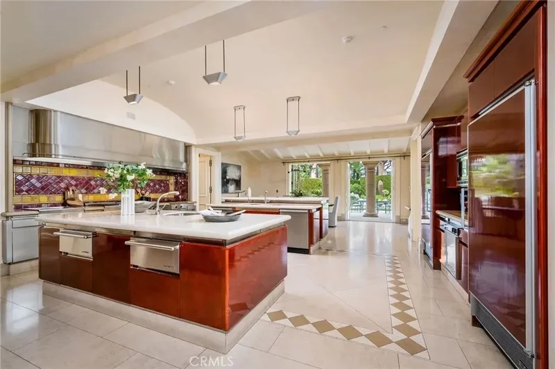 1129 Via Mirabel, Rolling Hills Estates, California, United States. - Photo 16